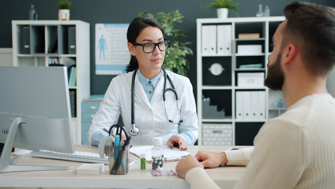 How Family Medicine Physicians Can Automate Portfolio Checks During Home Visits