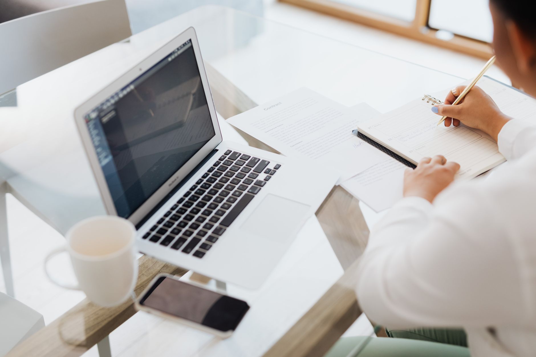 How to Set Stop-Losses When You Can't Watch the Market All Day